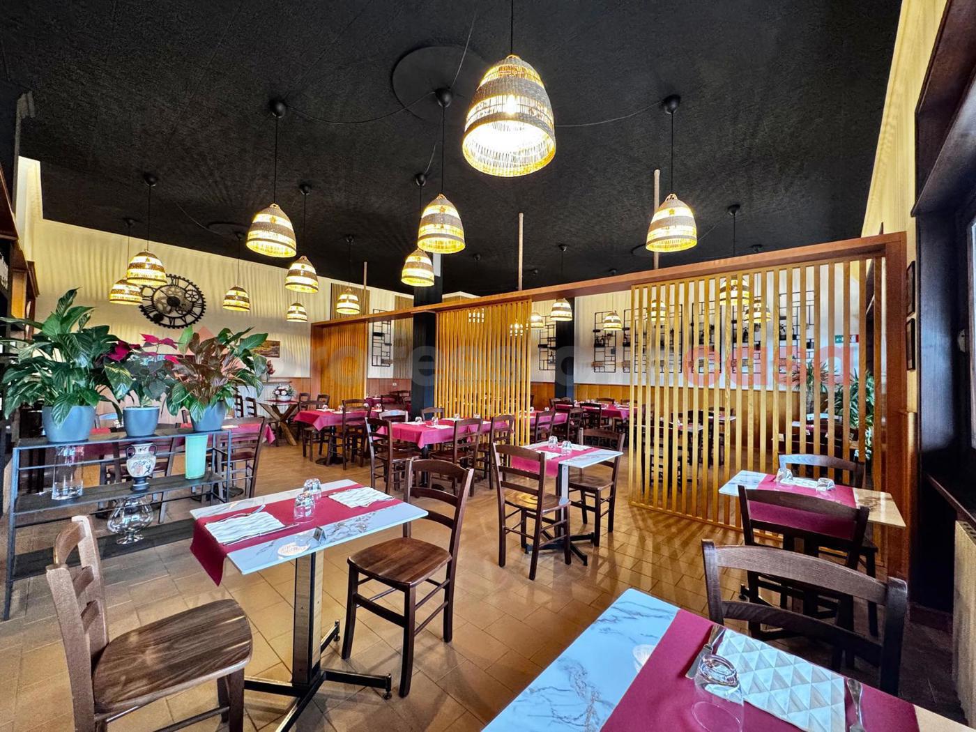 Attivit� commerciale Ristorante e pizzeria in vendita a Massino Visconti