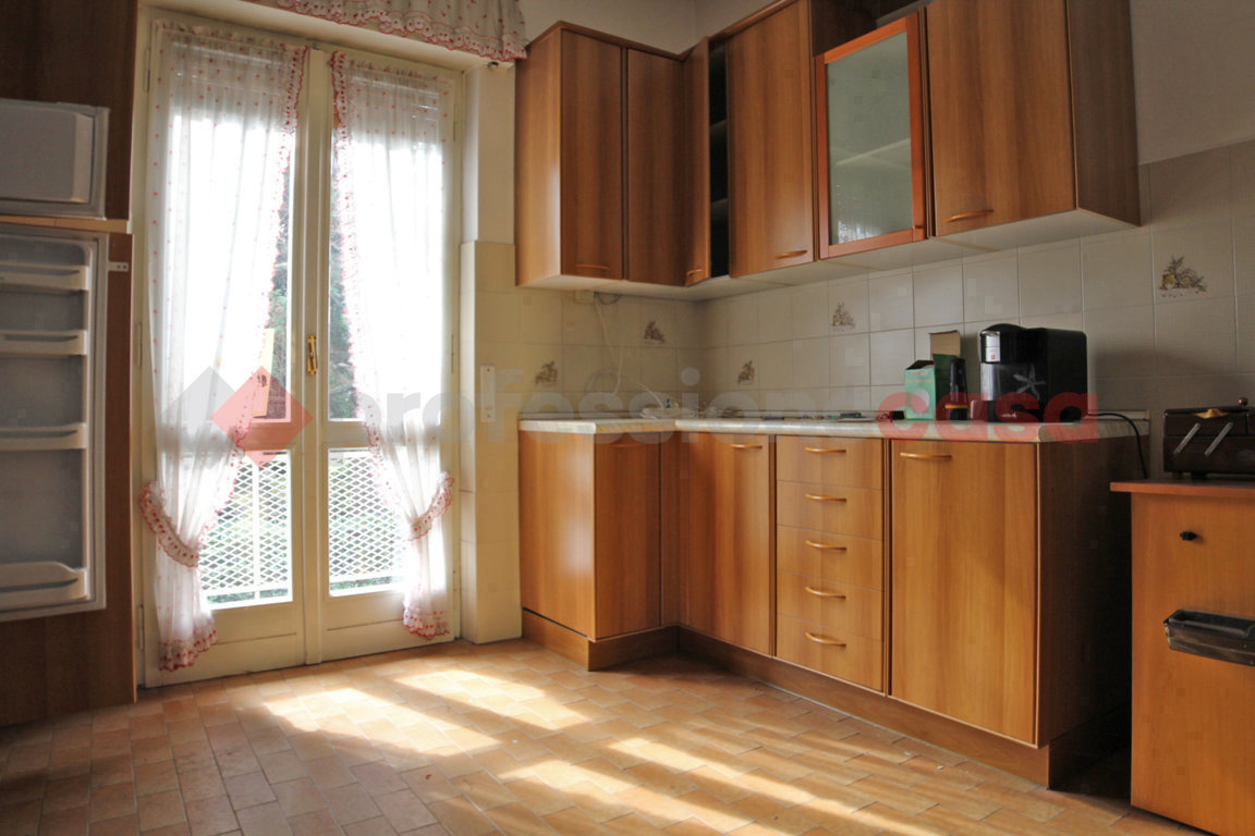 Casa indipendente con giardino a Arona