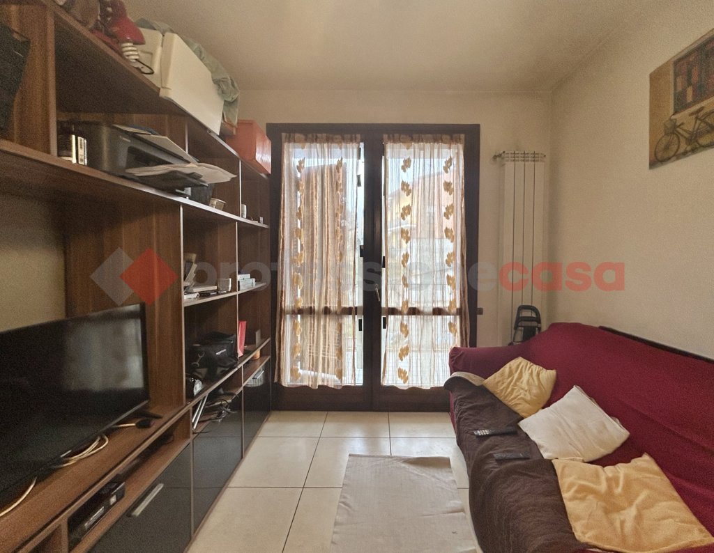 Bilocale in vendita a Sesto Calende