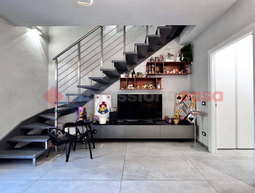 Villa Bifamiliare in vendita a Arona