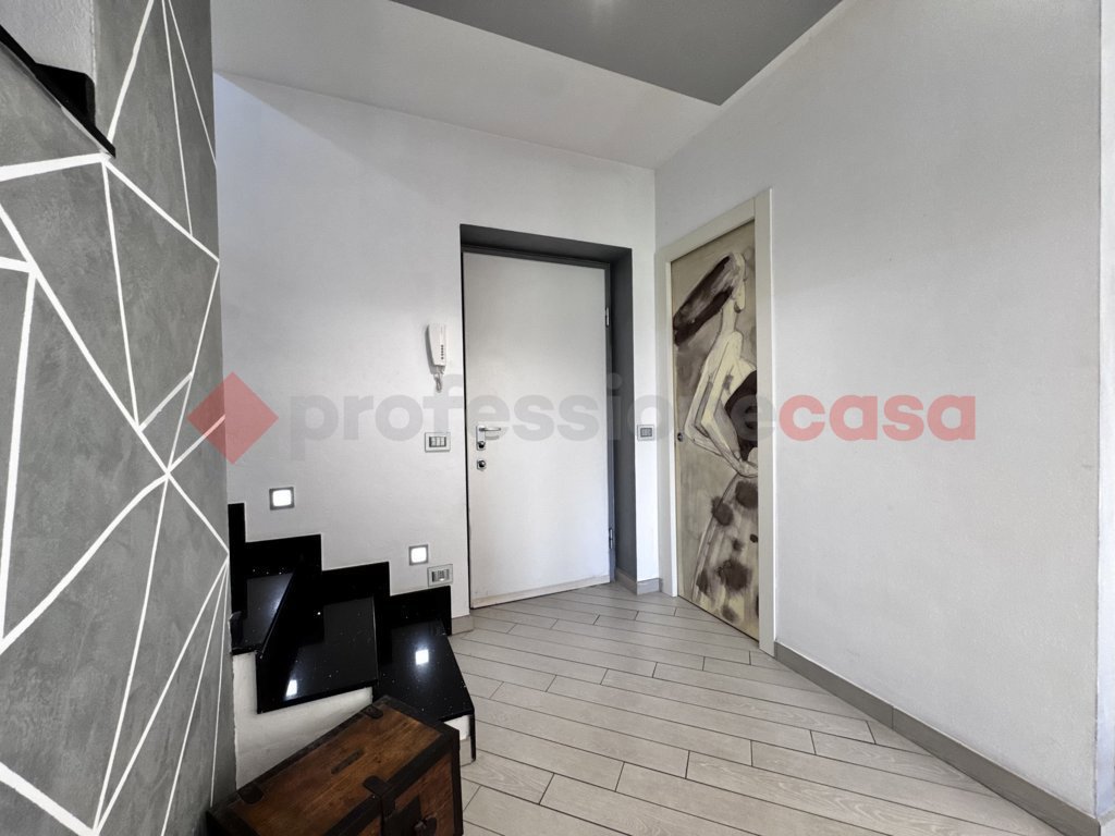 Villa con giardino a Oleggio Castello