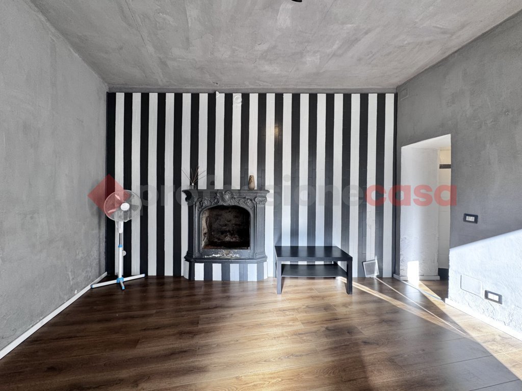 Casa indipendente vista lago a Arona