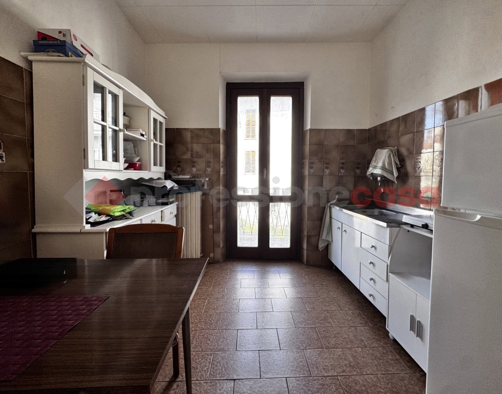 Casa indipendente in vendita a Castelletto Sopra Ticino