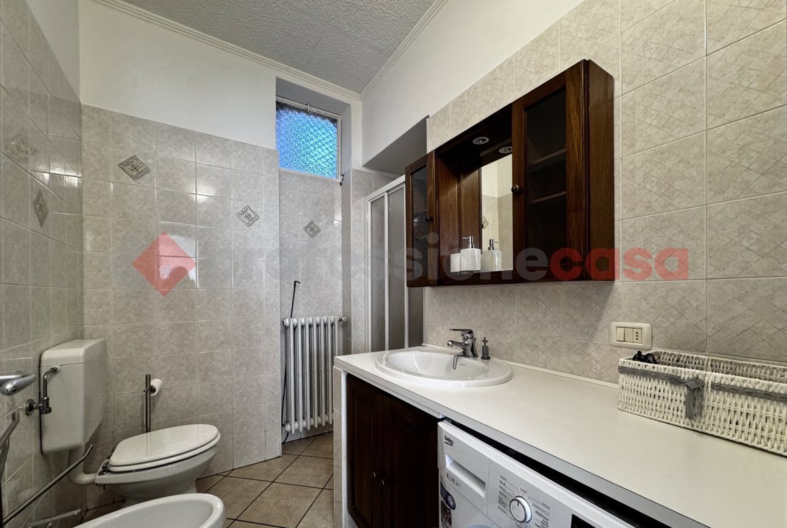 Trilocale arredato in affitto a Meina