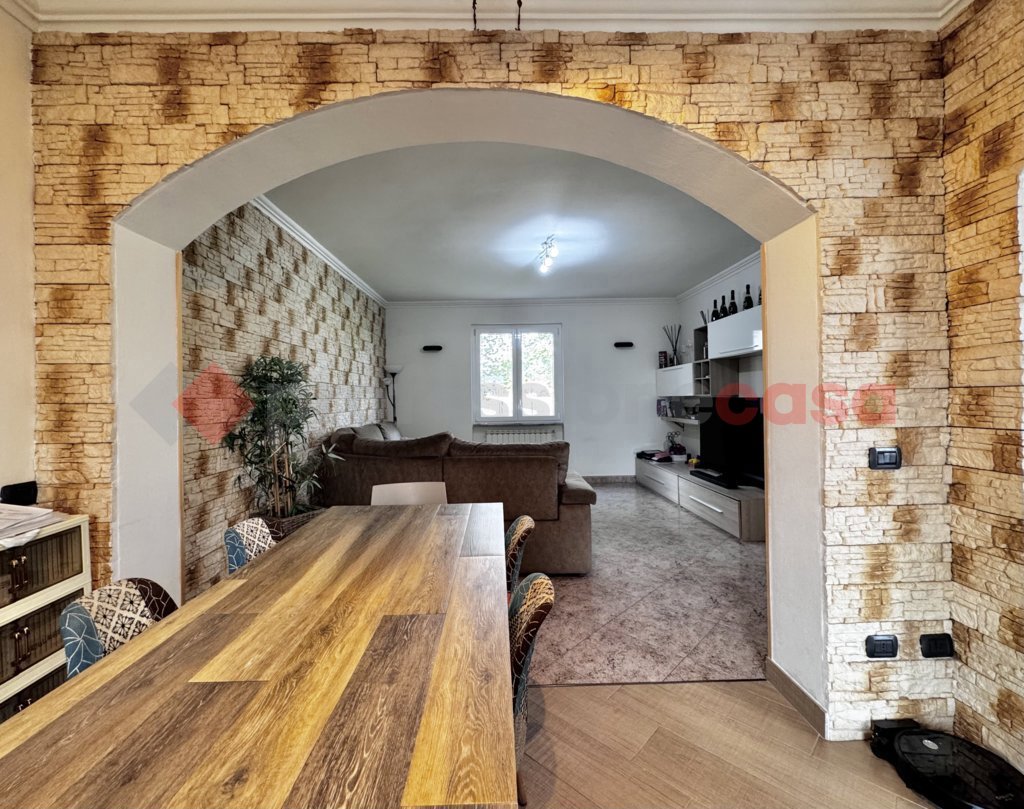 Villa in vendita a Castelletto Sopra Ticino