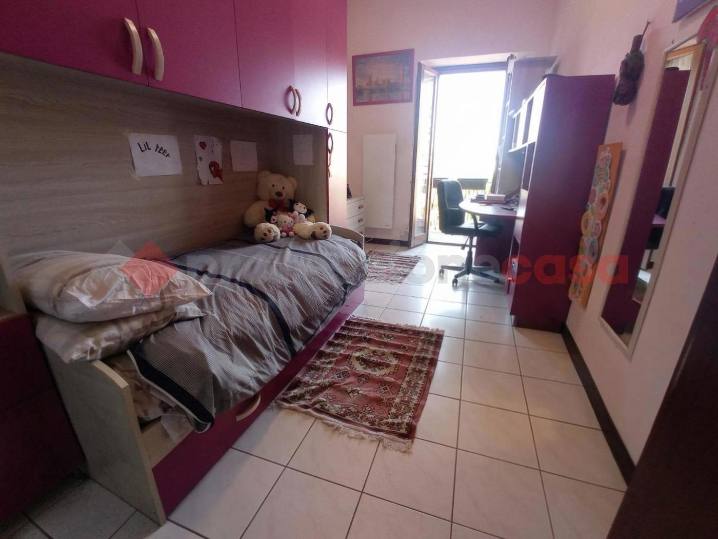 Casa indipendente con box doppio a Cambiasca