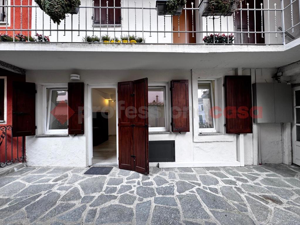 Bilocale ristrutturato a Arona