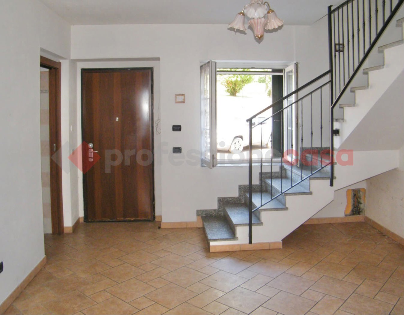 Casa indipendente classe A2 a Varallo Pombia