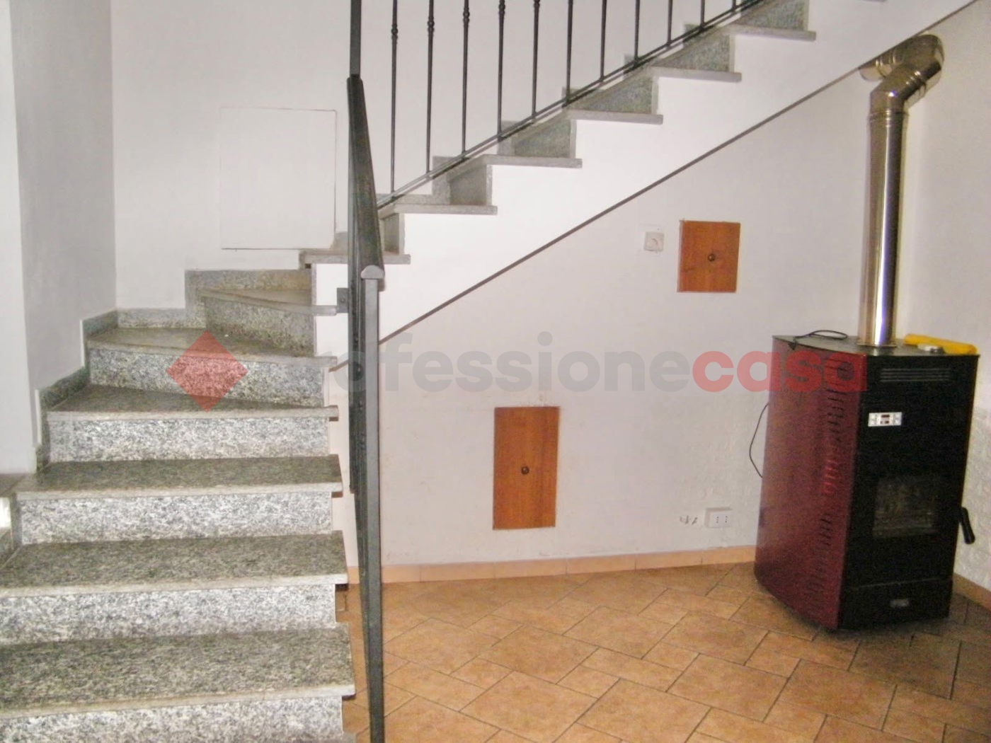 Casa indipendente classe A2 a Varallo Pombia