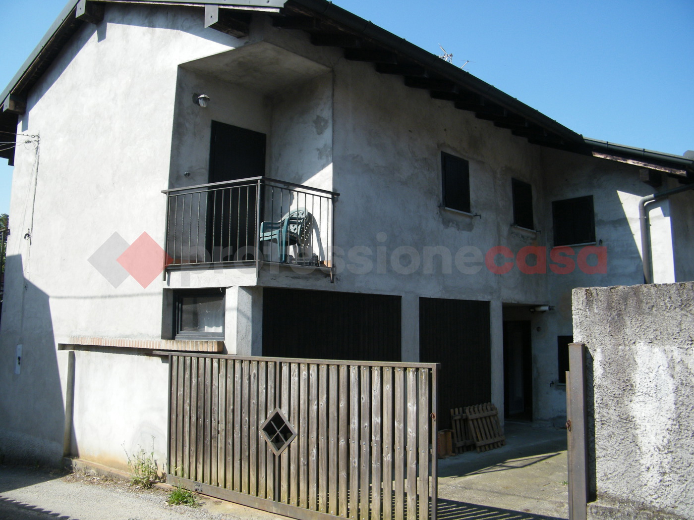 Casa indipendente ristrutturata a Varallo Pombia