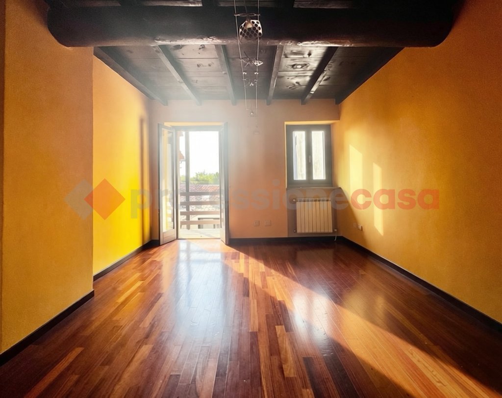 Casa indipendente con giardino a Arona
