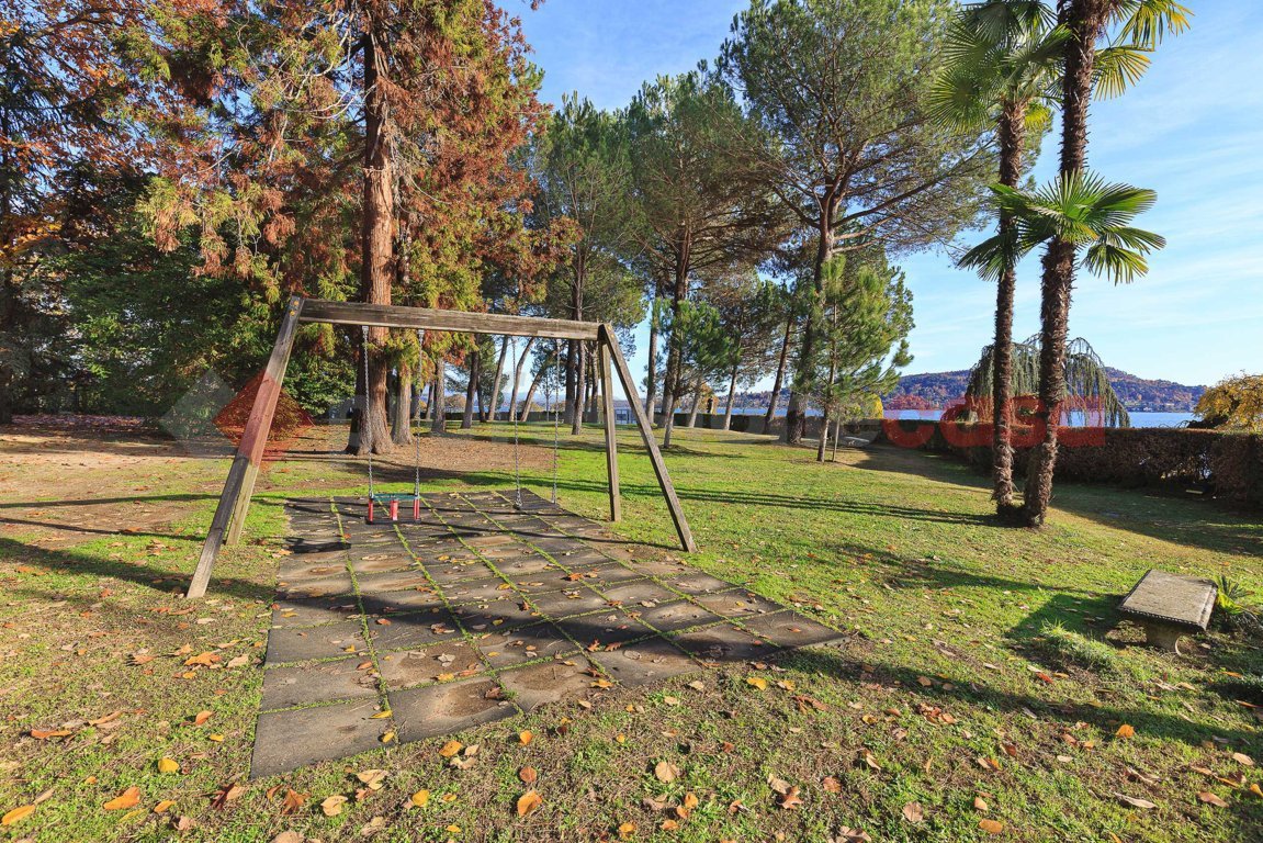 Villa in vendita a Meina