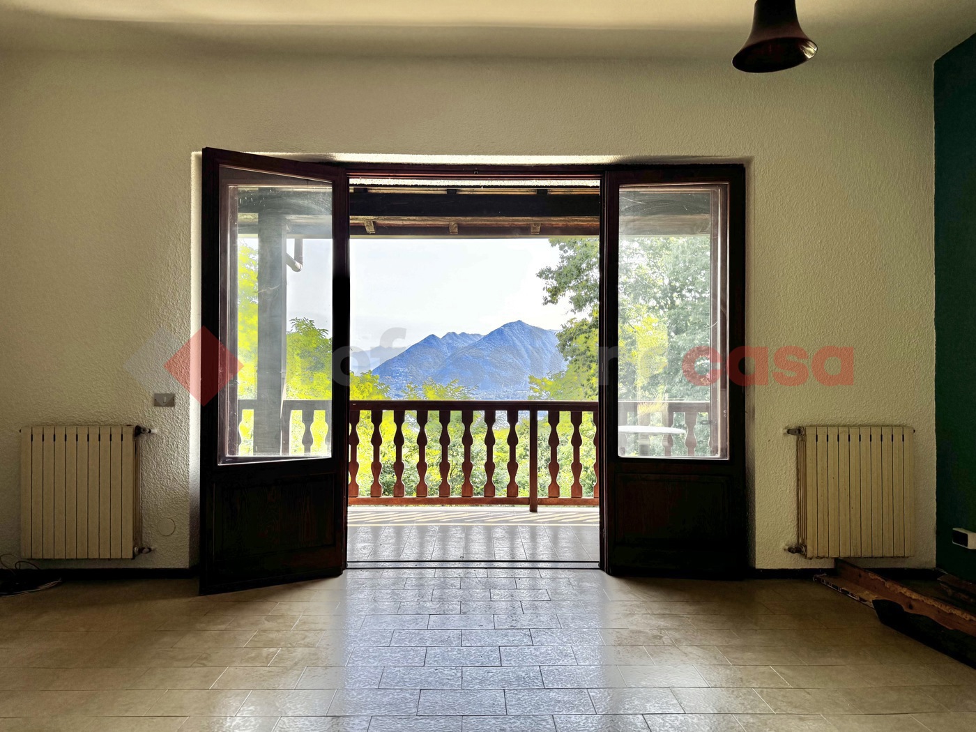 Villa Bifamiliare con giardino a Stresa