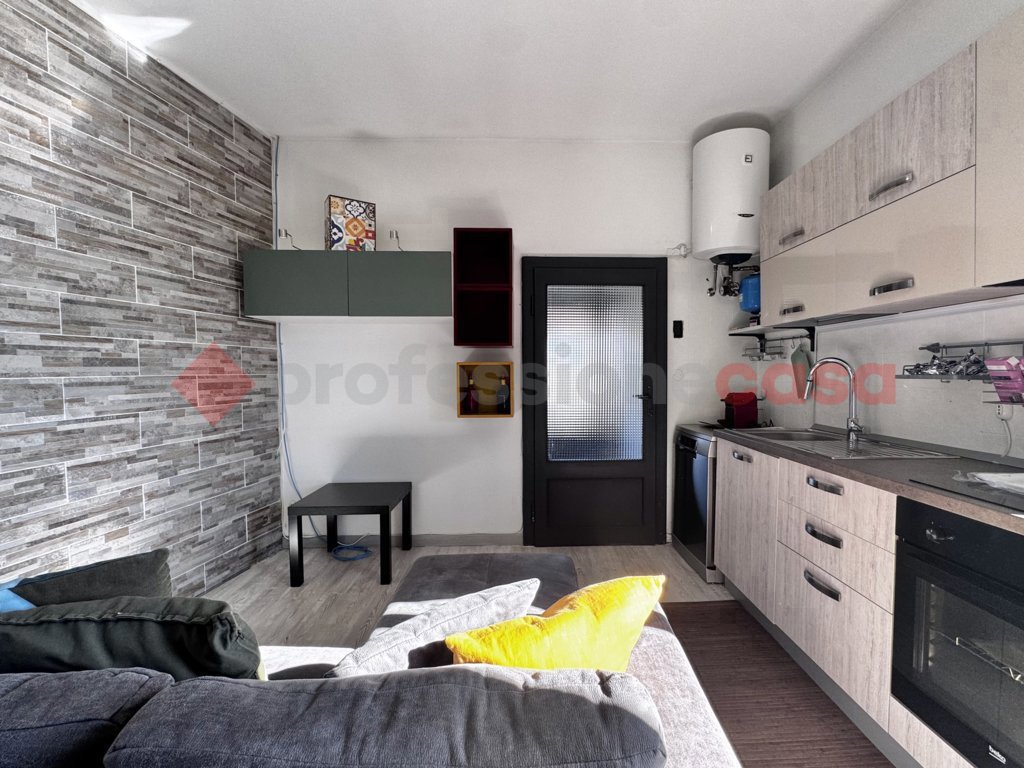 Casa indipendente vista lago a Arona