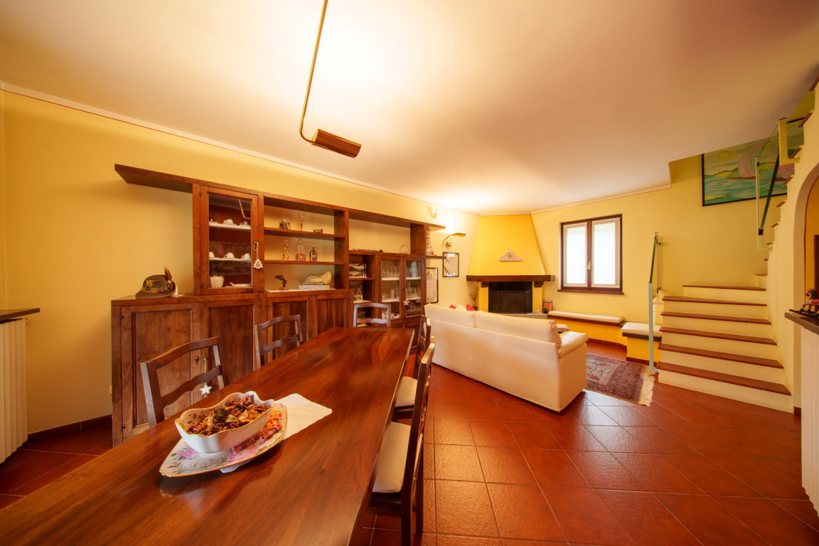 Villa con giardino a Omegna