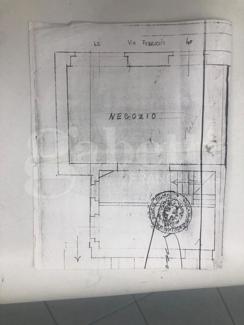Negozio in vendita a Roma