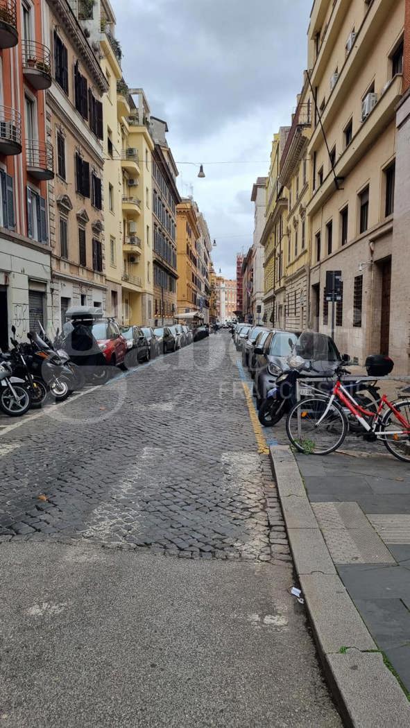 Negozio in vendita a Roma