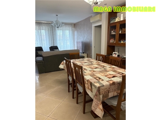 Appartamento con terrazzi a Poggio a Caiano