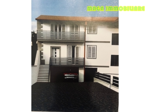 Villa con giardino, Signa san mauro a