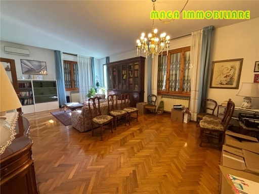 Appartamento con giardino a Campi Bisenzio