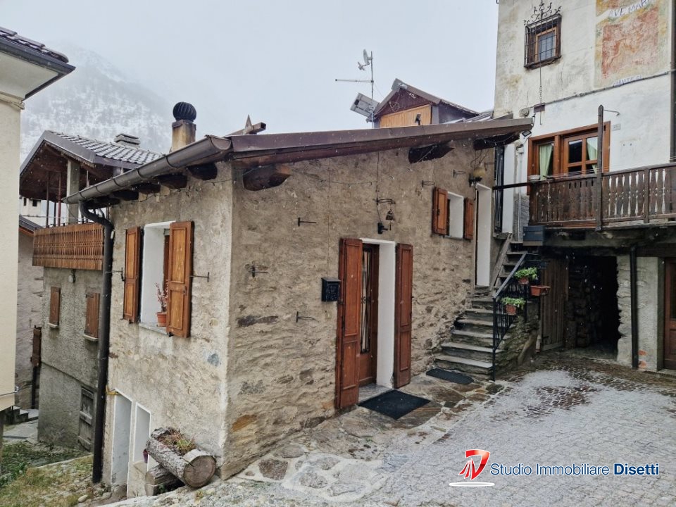 Quadrilocale in vendita a Ponte di Legno