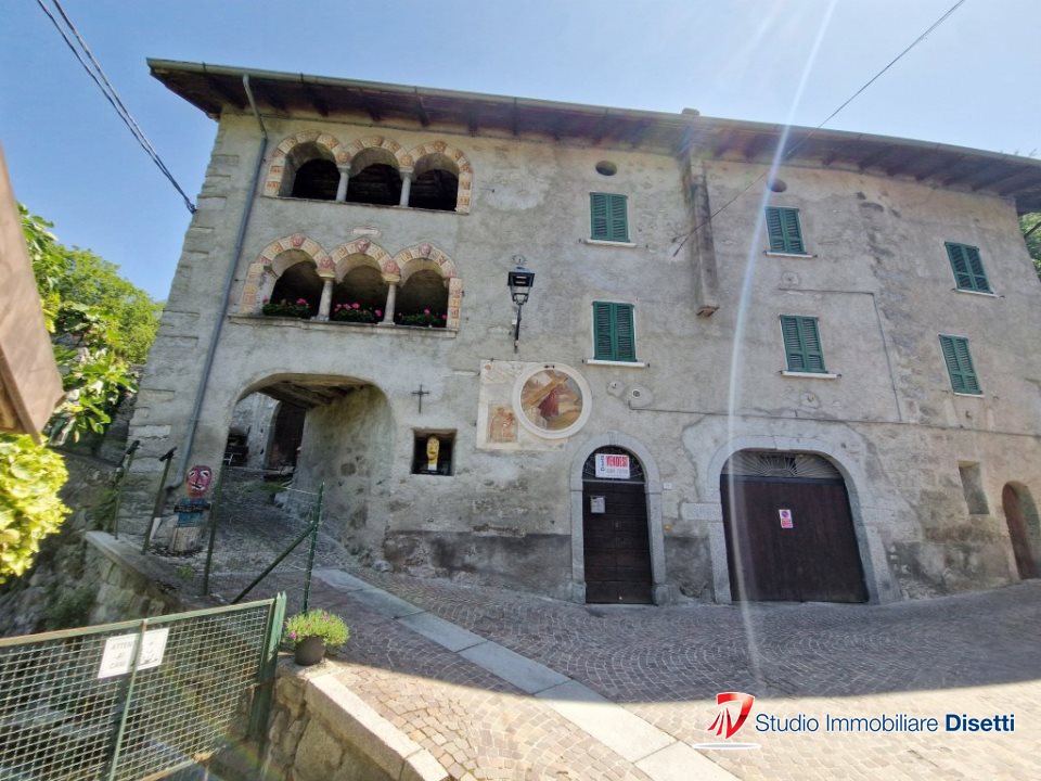 Villa in vendita a Sonico