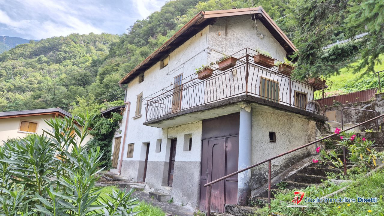 Villa in vendita a Cedegolo
