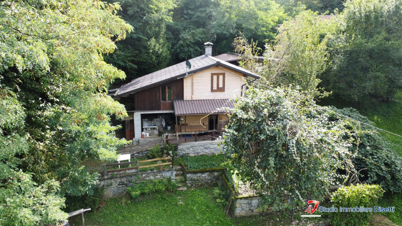 Rustico in vendita a Berzo Demo