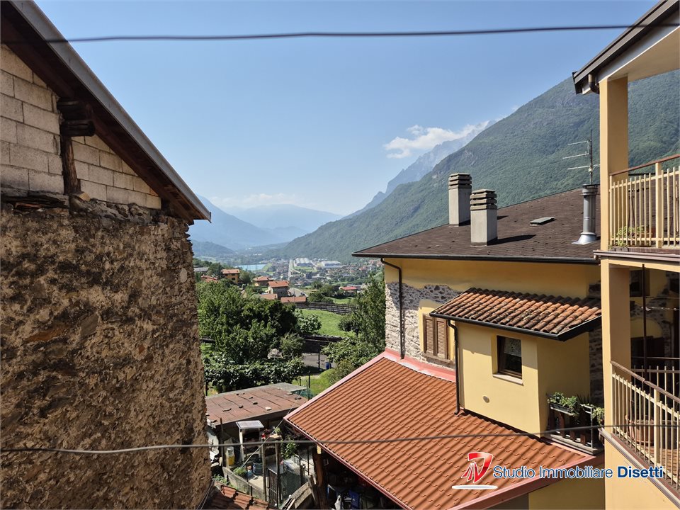 Appartamento in vendita a Cedegolo