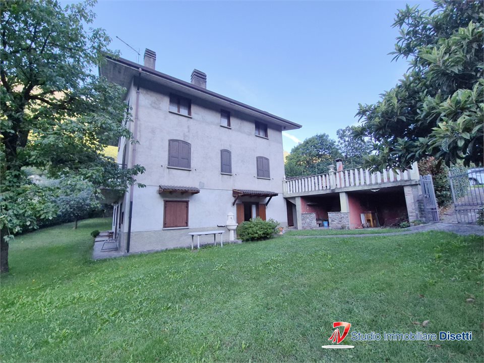 Villa in vendita a Sellero