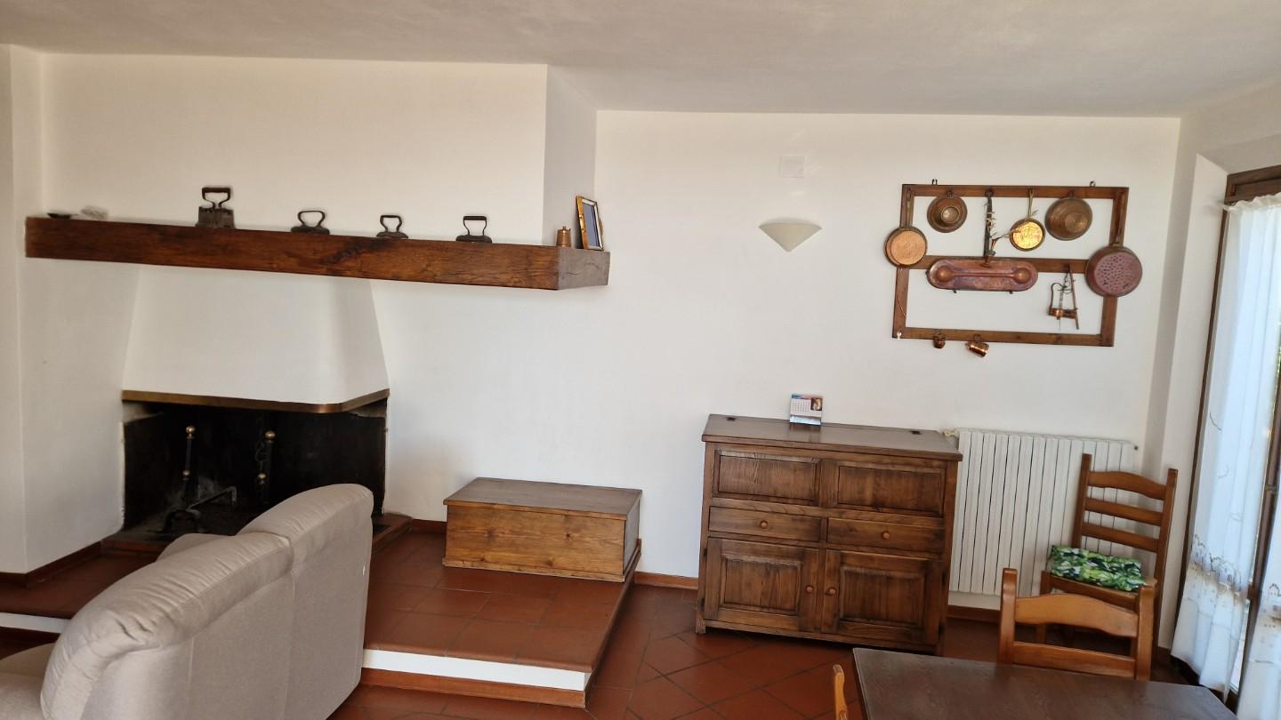 Casa indipendente con giardino, Colle di Val d'Elsa borgatello