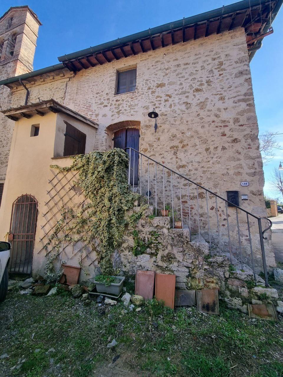 Casa indipendente in vendita, Colle di Val d'Elsa zona piscina