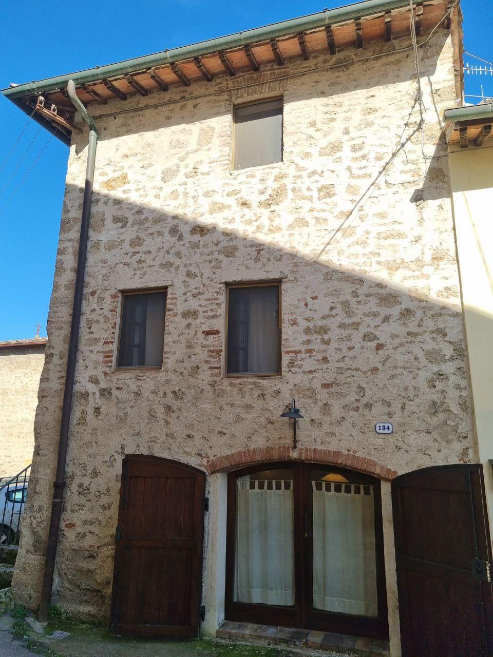 Casa indipendente in vendita, Colle di Val d'Elsa zona piscina