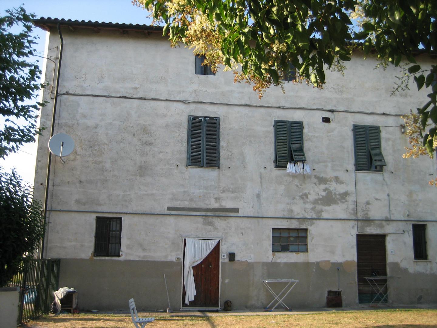 Casa indipendente con giardino a San Giuliano Terme