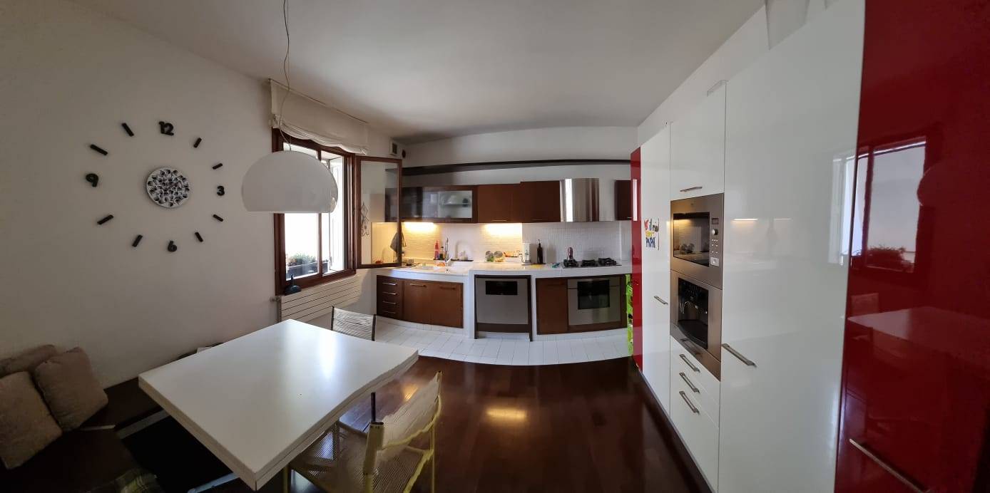 Attico in vendita a Treviso, Centro storico