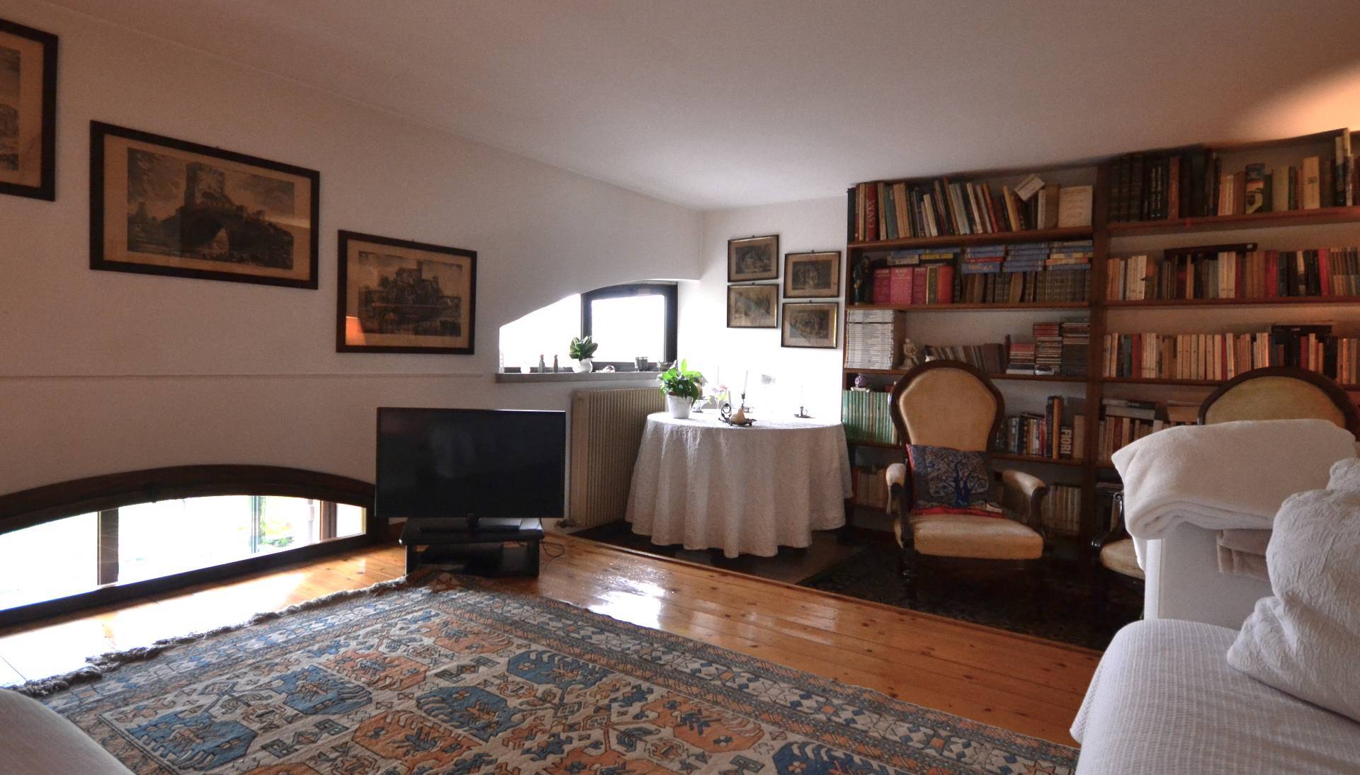 Schiera centrale in vendita a Treviso, S. Maria del Rovere