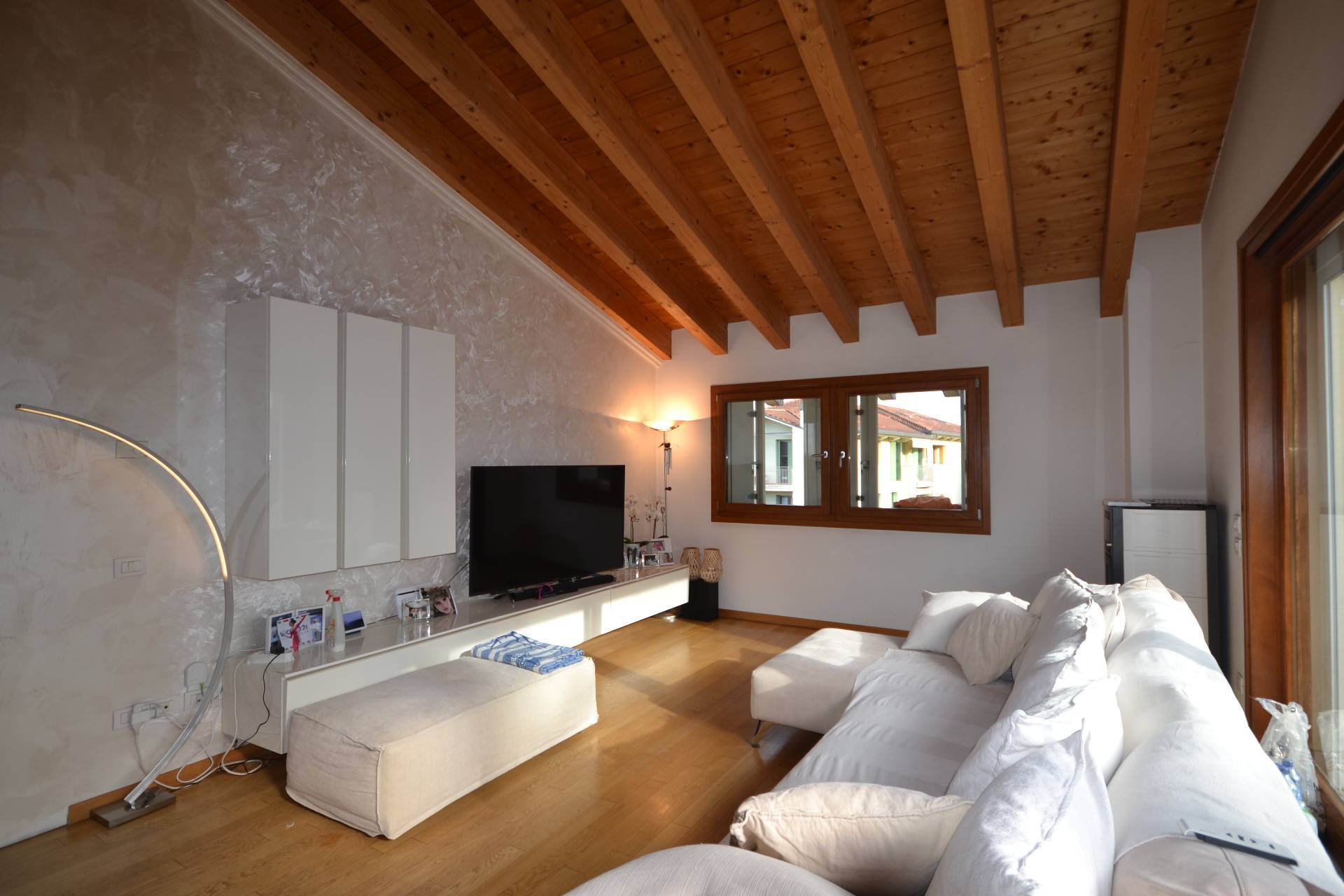 Mansarda in vendita a Treviso, Ghirada