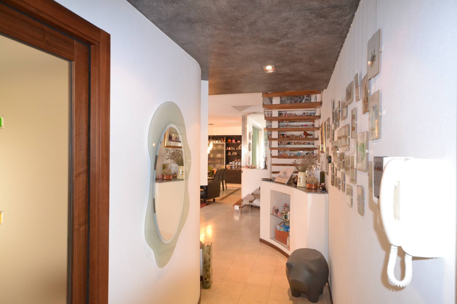 Appartamento in vendita a Belluno, Centro storico