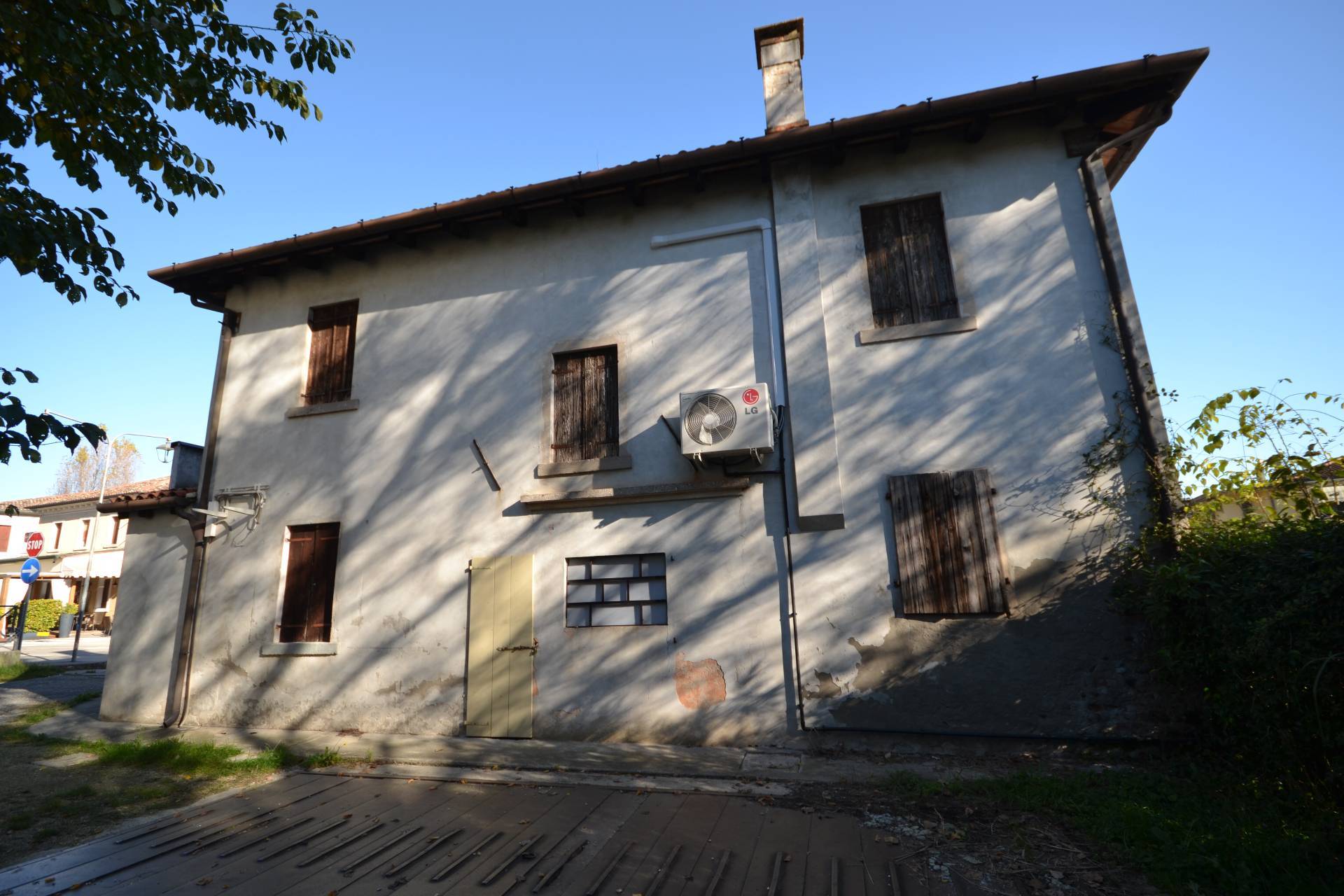 Studio/Ufficio in vendita a Ponzano Veneto, Paderno