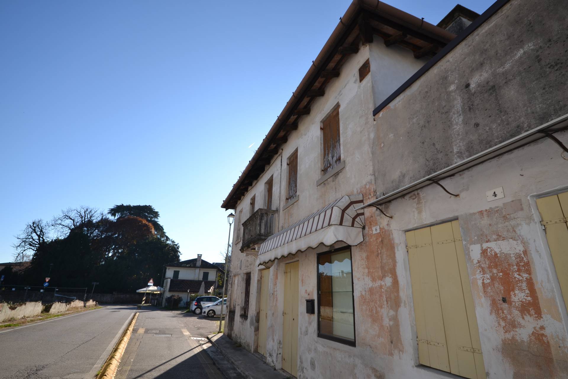 Studio/Ufficio in vendita a Ponzano Veneto, Paderno