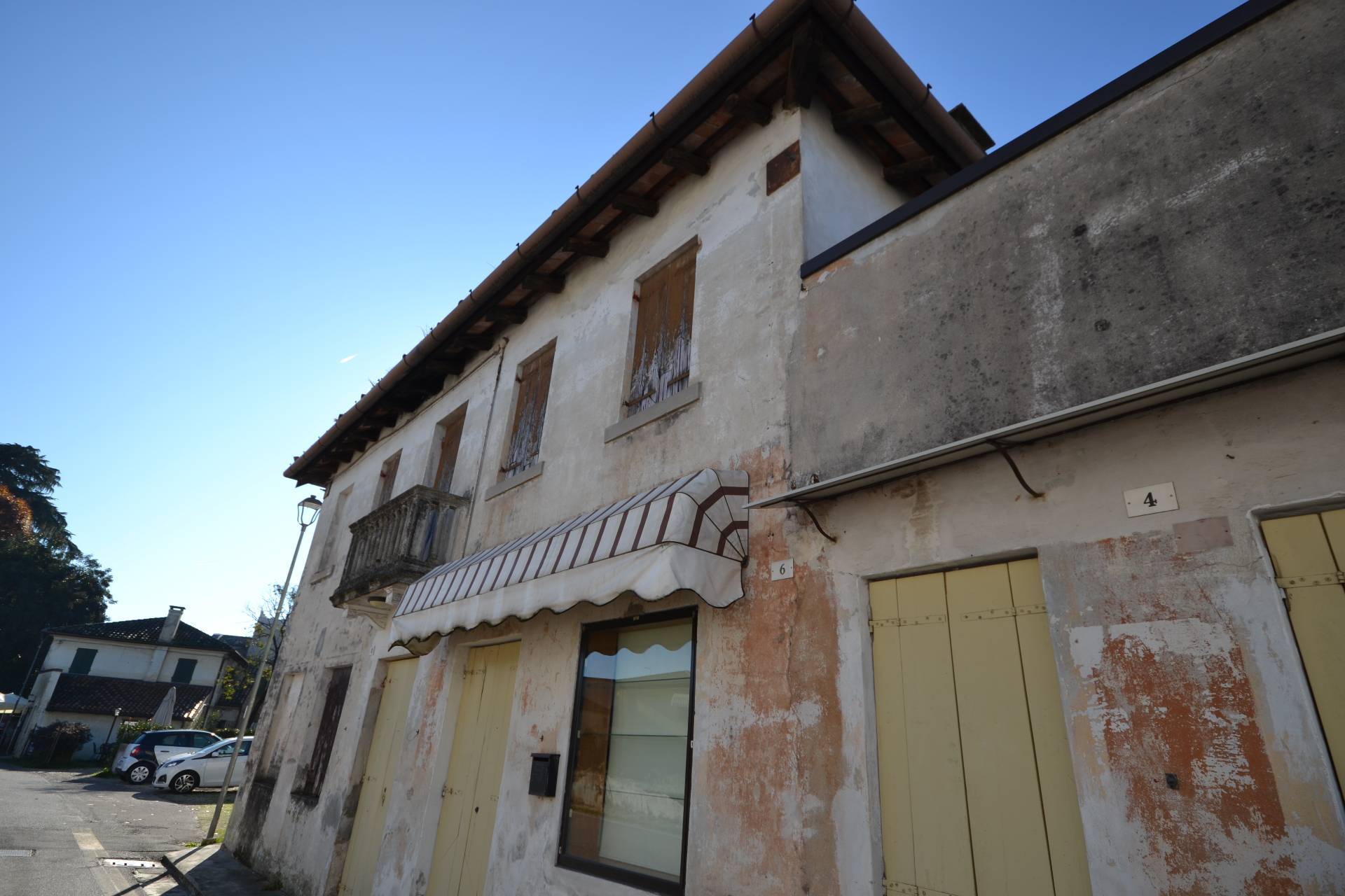 Studio/Ufficio in vendita a Ponzano Veneto, Paderno