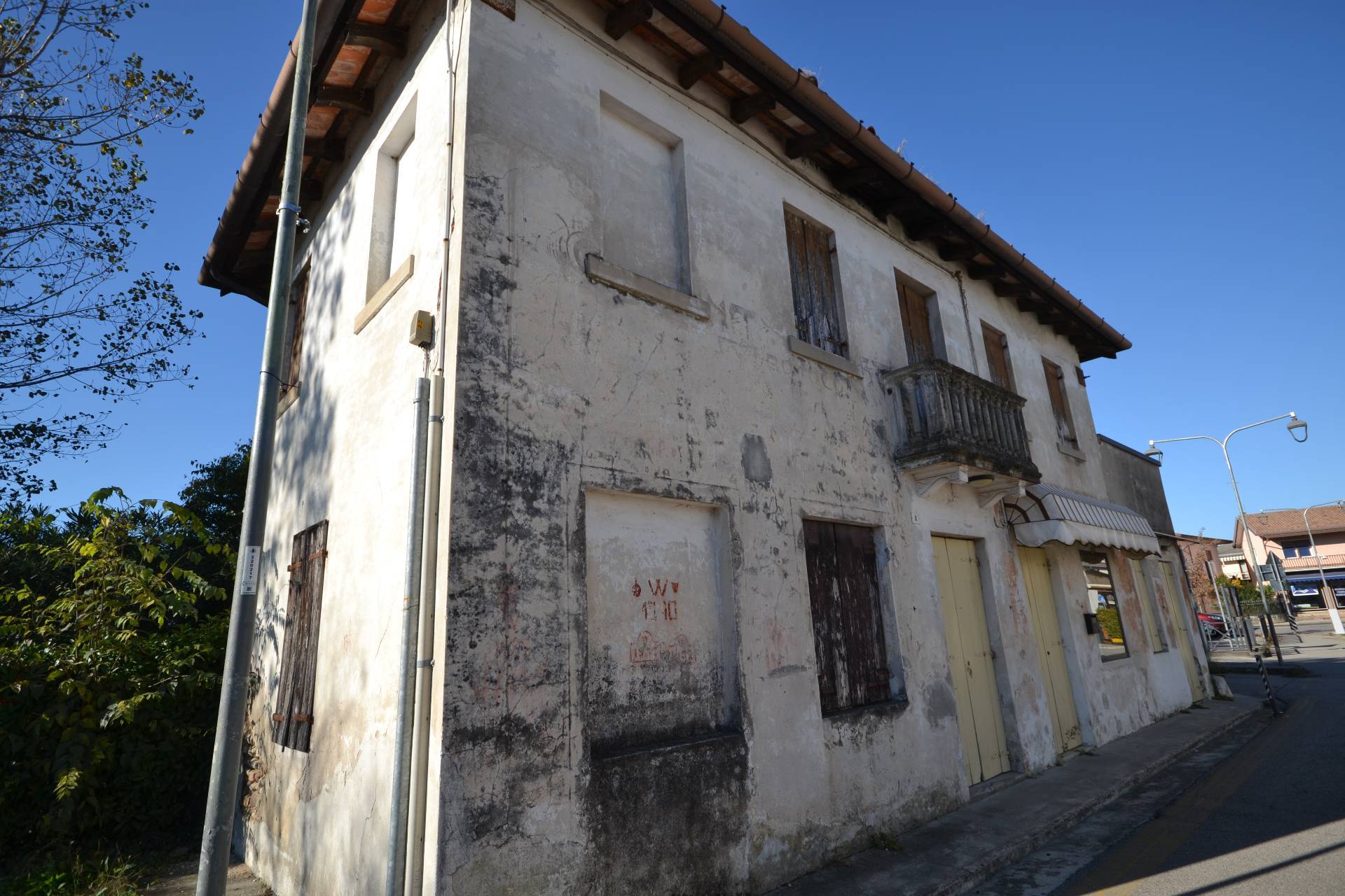 Studio/Ufficio in vendita a Ponzano Veneto, Paderno