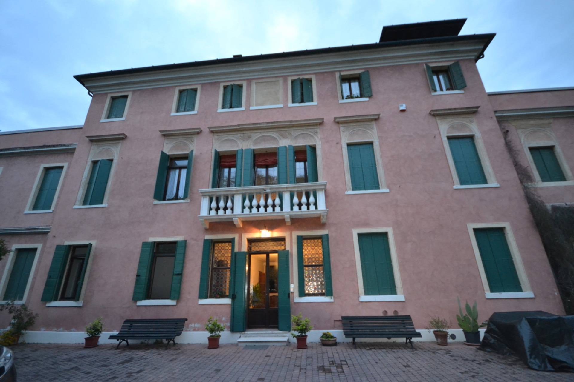 2 Camere in affitto a Casier