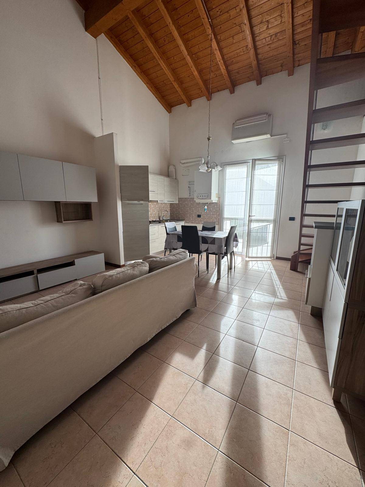 Appartamento in vendita a Modena, Baggiovara