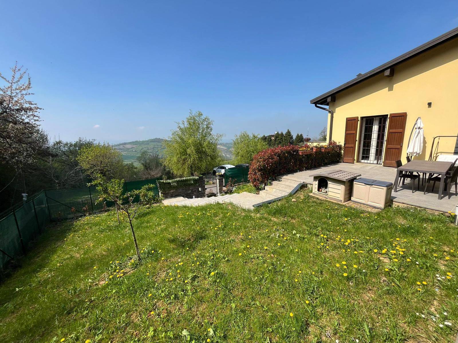 Appartamento in vendita a Serramazzoni, Casa Stella