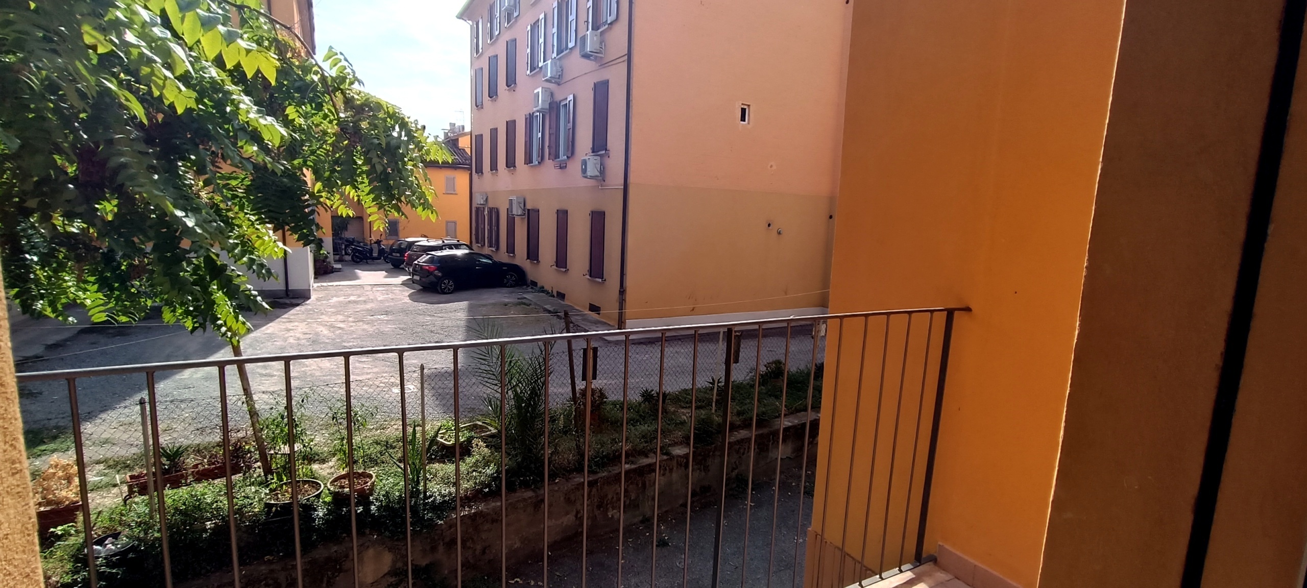 Bilocale con giardino a Bologna