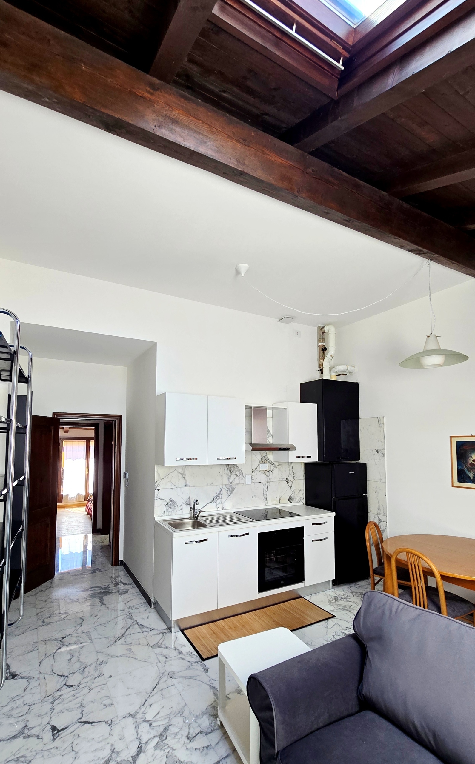 Bilocale con terrazzo a Bologna