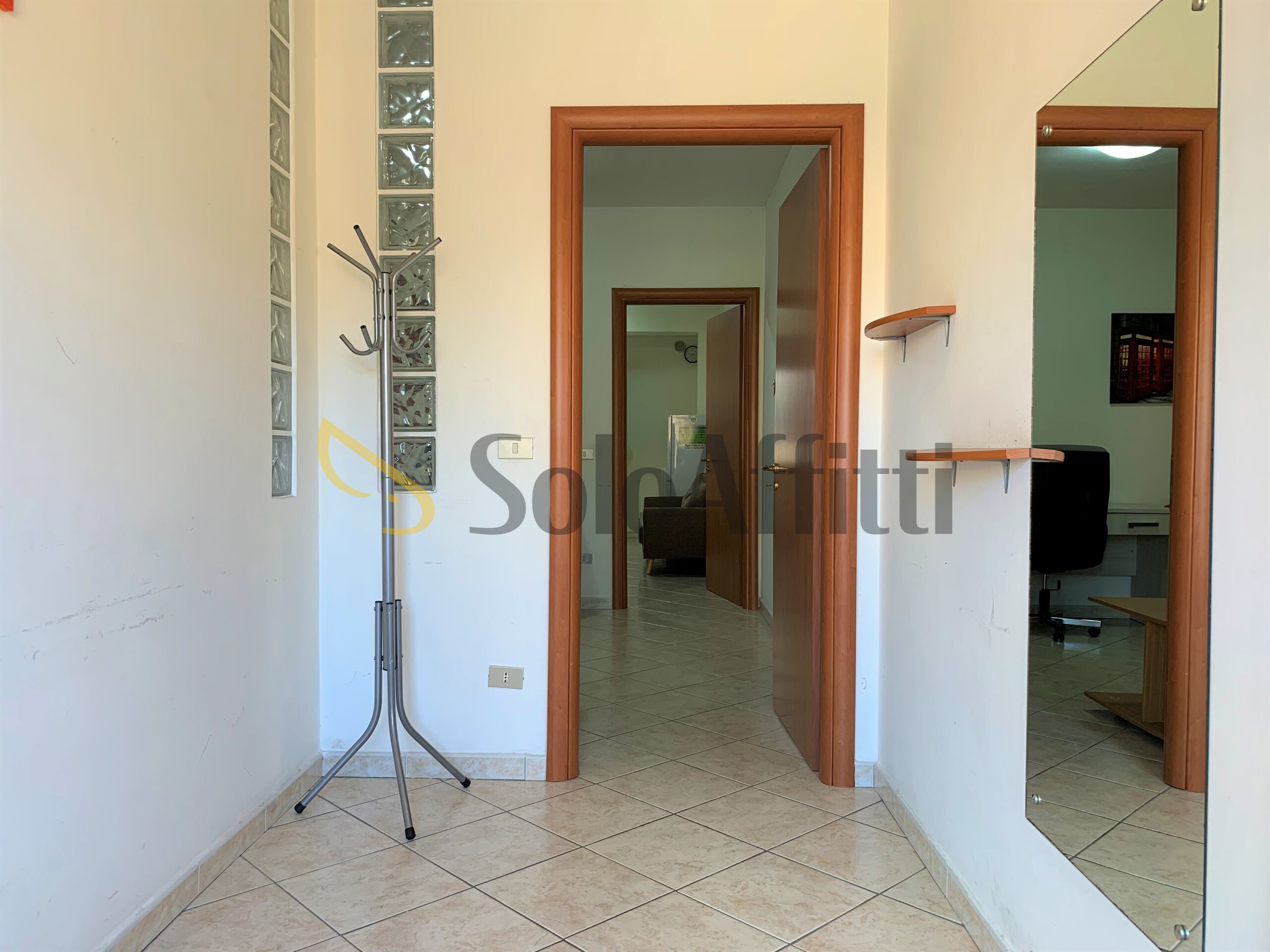 Trilocale con terrazzo, Catanzaro lido corso