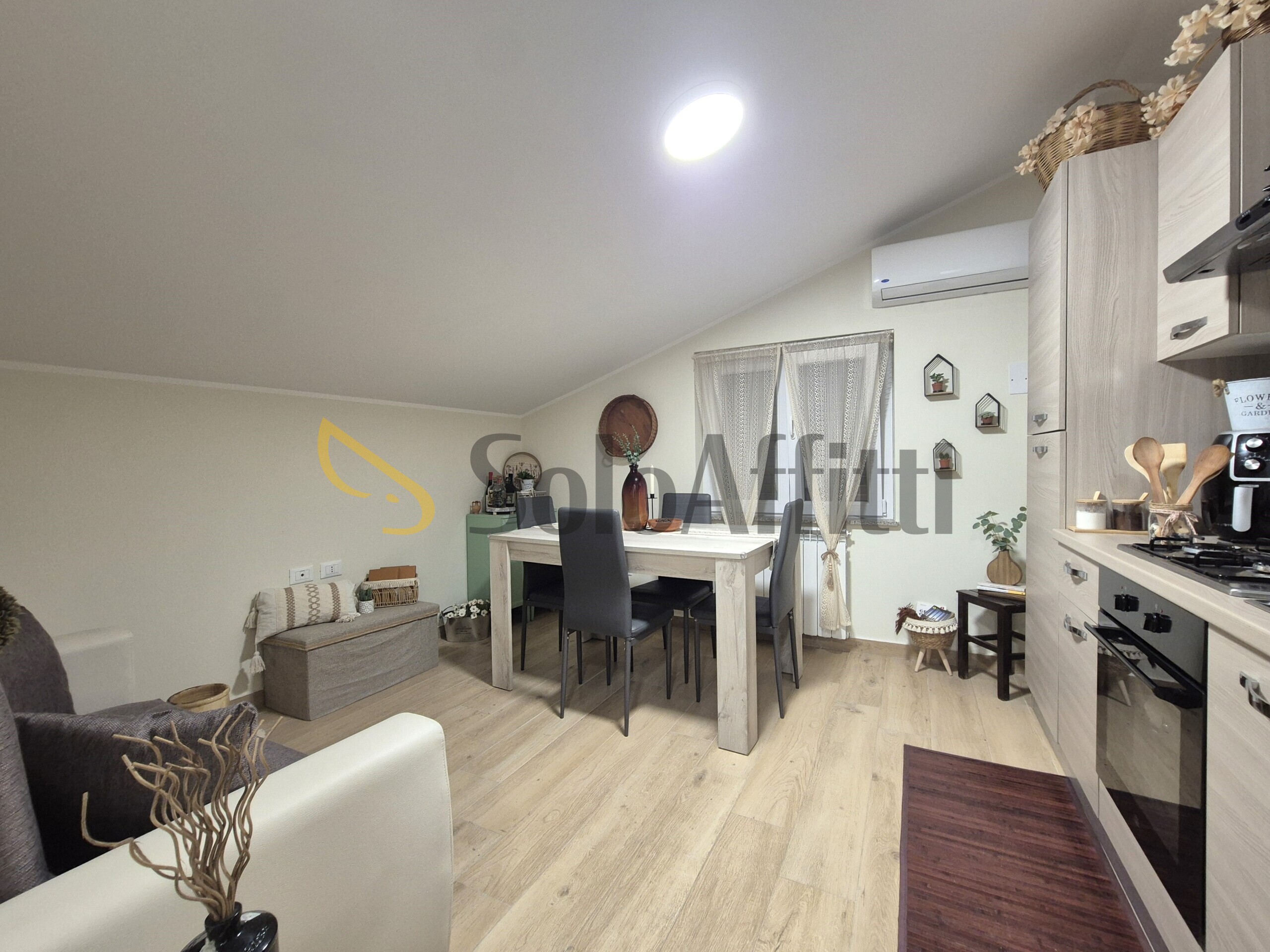 Mansarda con terrazzi, Catanzaro lido casciolino