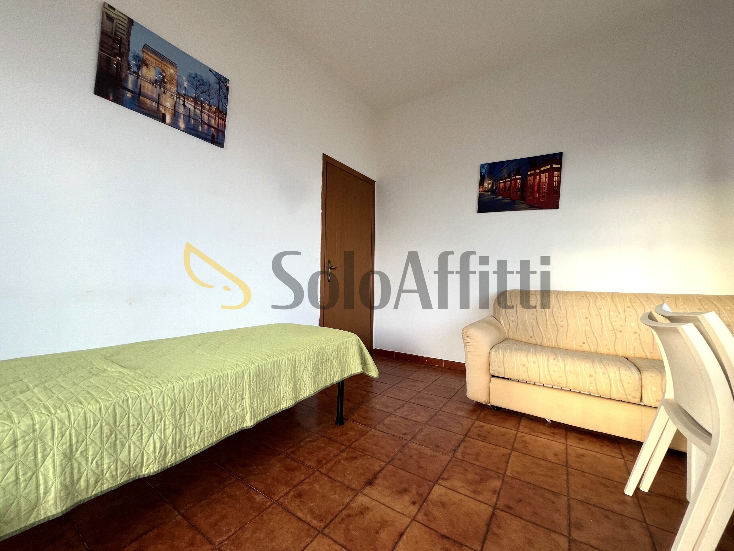 Bilocale con giardino in via nazionale 152, Riace